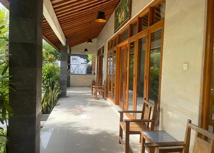 Graha Madesimon Maison d'hôtes Ketewel